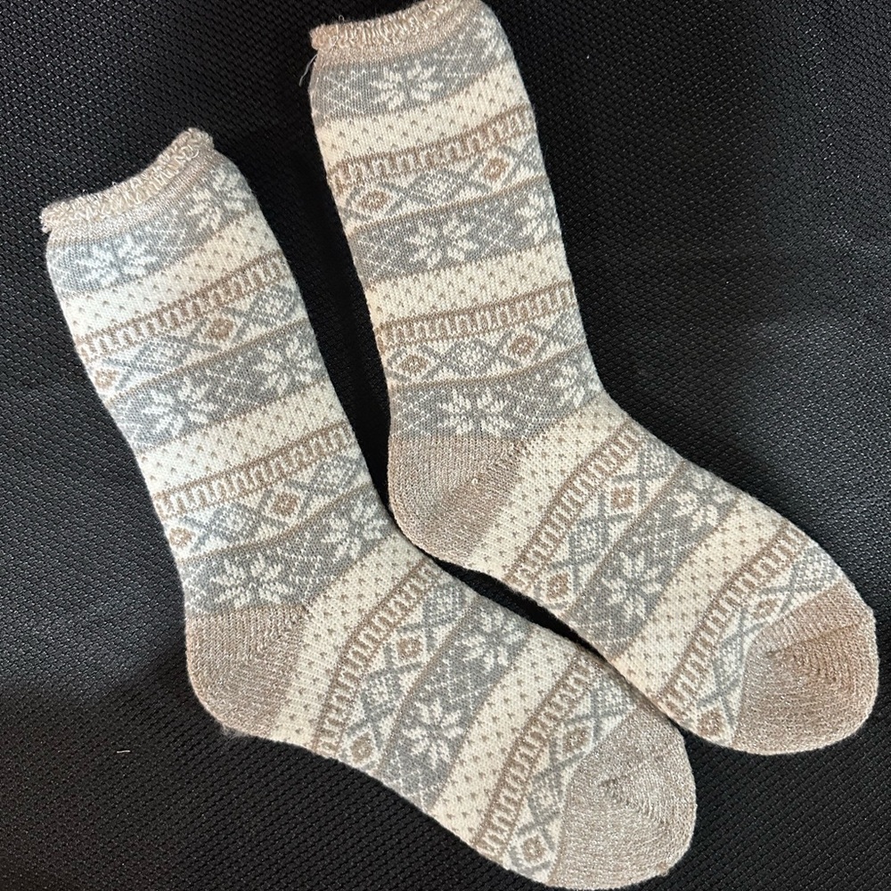 Cream and Gray Casual Socks with Nordic Pattern